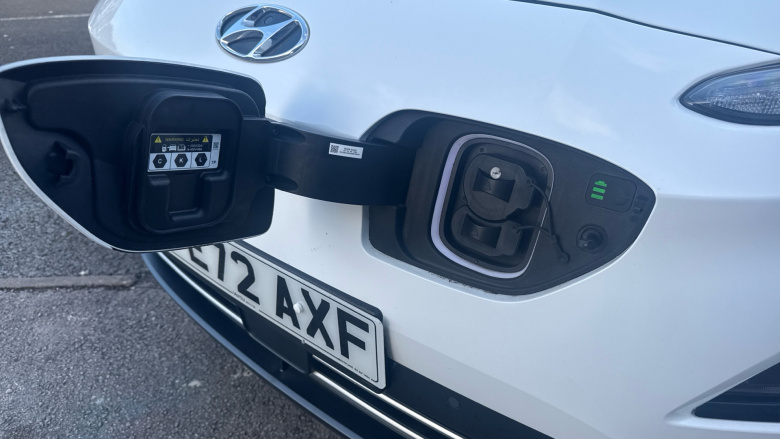 Hyundai KONA 100kW Premium 39kWh 5dr Auto Electric Hatchback